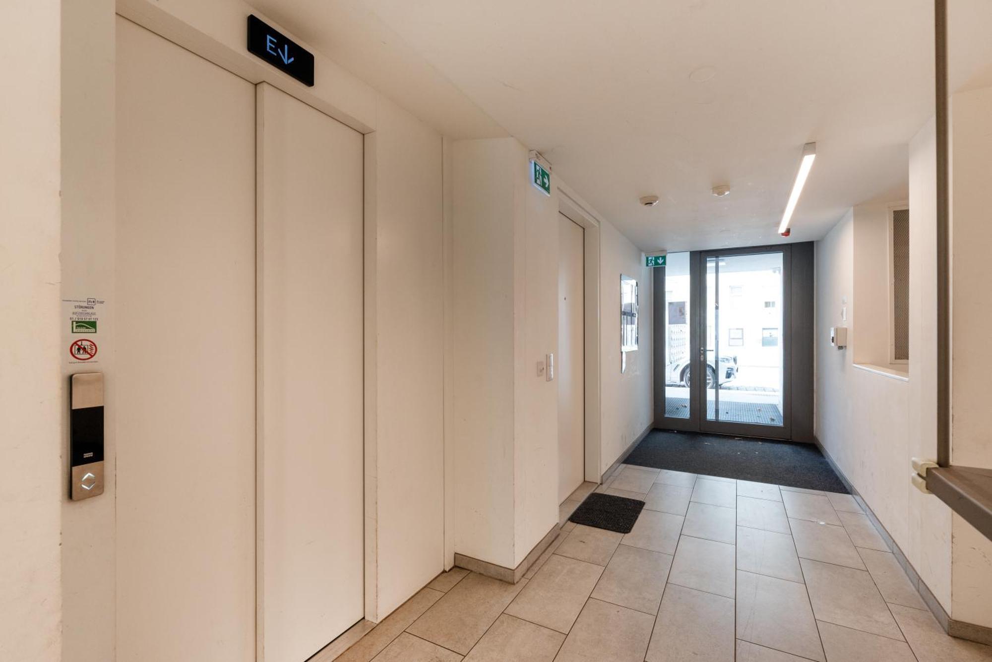 Apartment Mit Traumhafter Dachterrasse & Weitblick Vienna Exterior photo