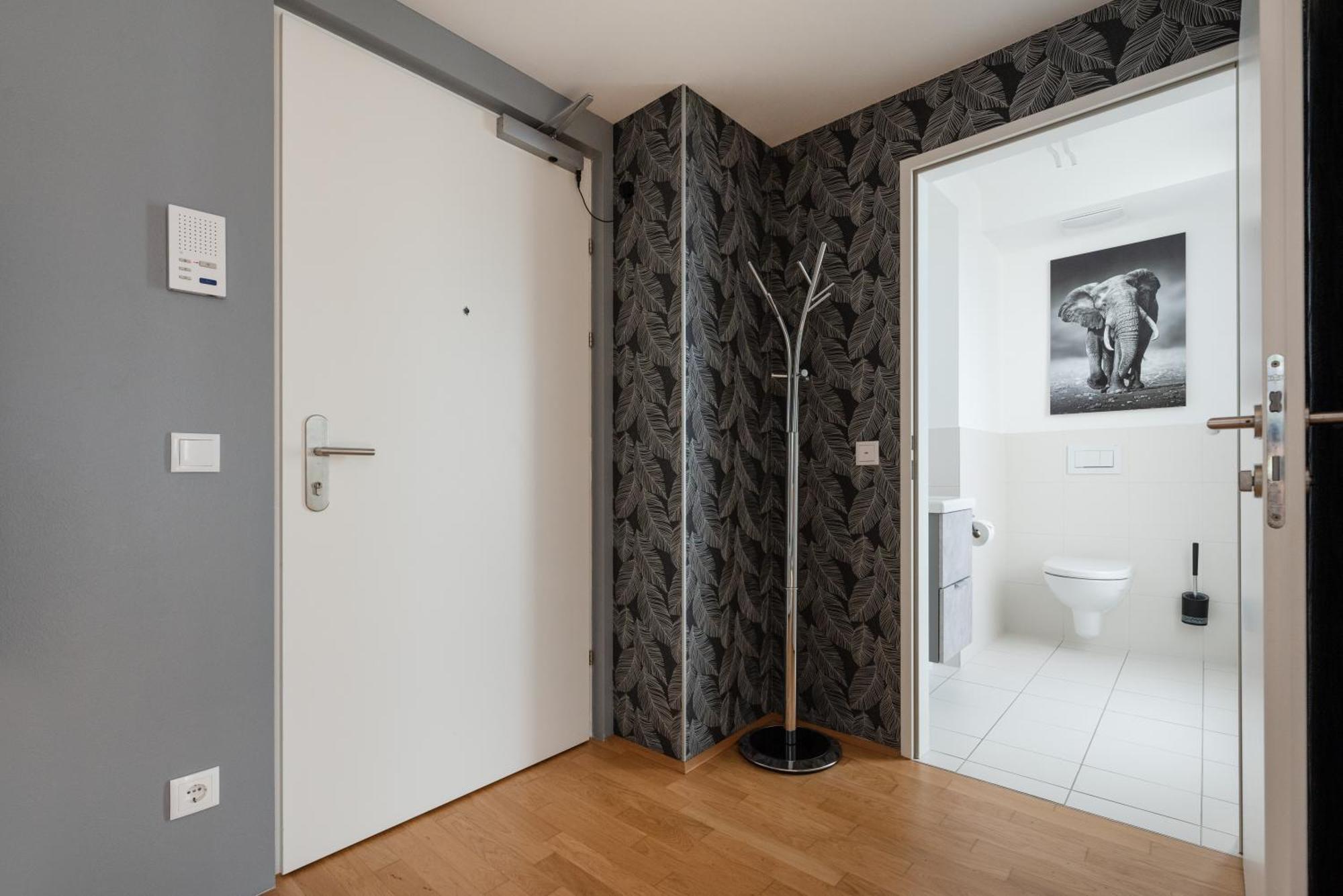 Apartment Mit Traumhafter Dachterrasse & Weitblick Vienna Exterior photo